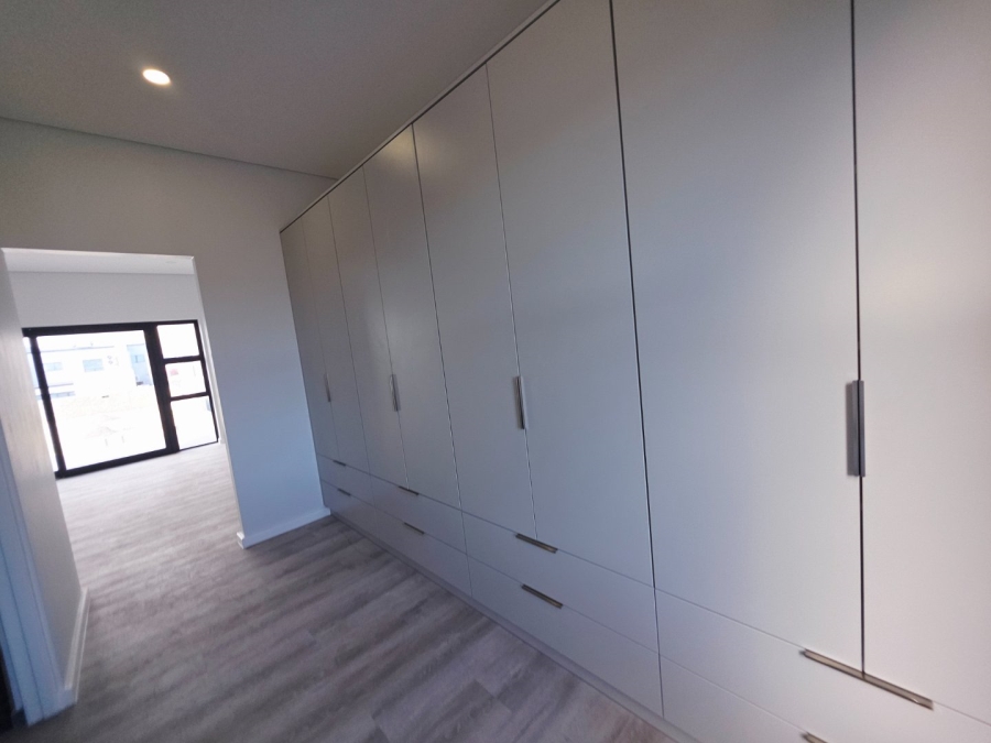 4 Bedroom Property for Sale in Sandown Western Cape